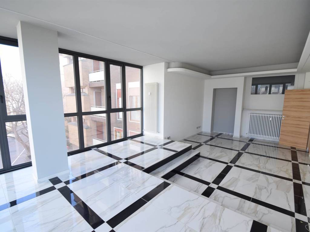 ufficio in vendita a Piacenza in zona Barriera Torino