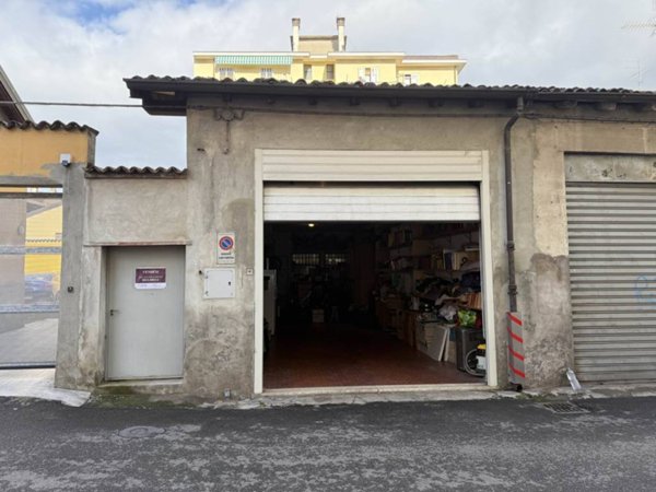 locale di sgombero in vendita a Piacenza in zona Barriera Milano