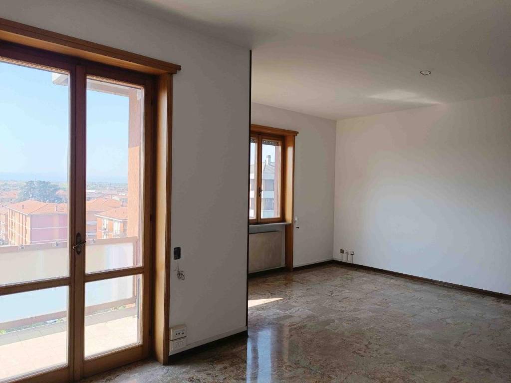 appartamento in vendita a Piacenza in zona Infrangibile