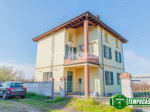 appartamento in vendita a Piacenza in zona Le Mose