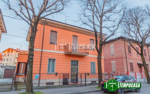 appartamento in vendita a Piacenza in zona Farnesiana