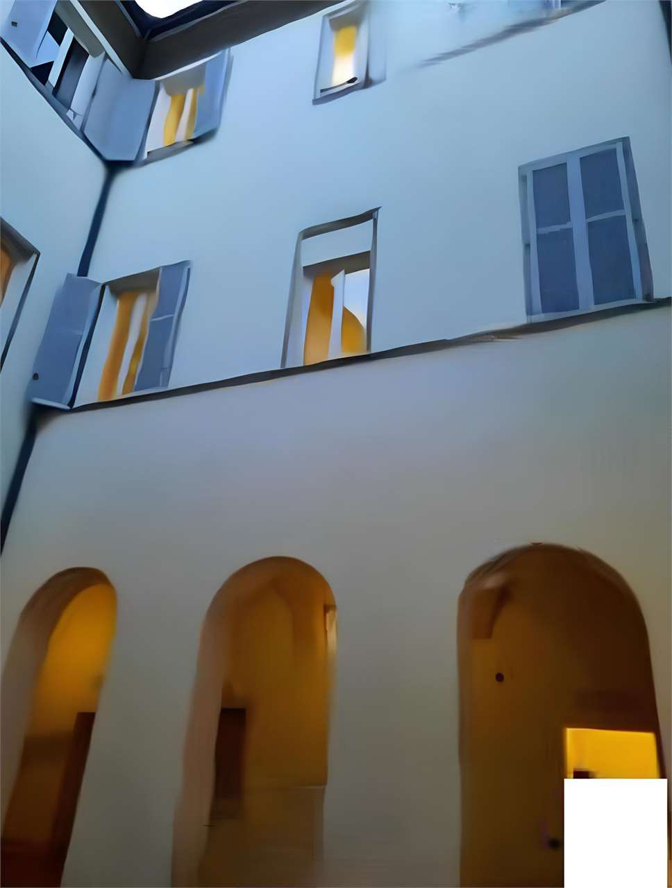 appartamento in vendita a Piacenza in zona Centro Storico