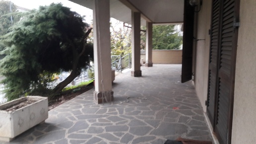 casa indipendente in vendita a Piacenza in zona Pittolo