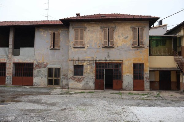 appartamento in vendita a Piacenza in zona Farnesiana