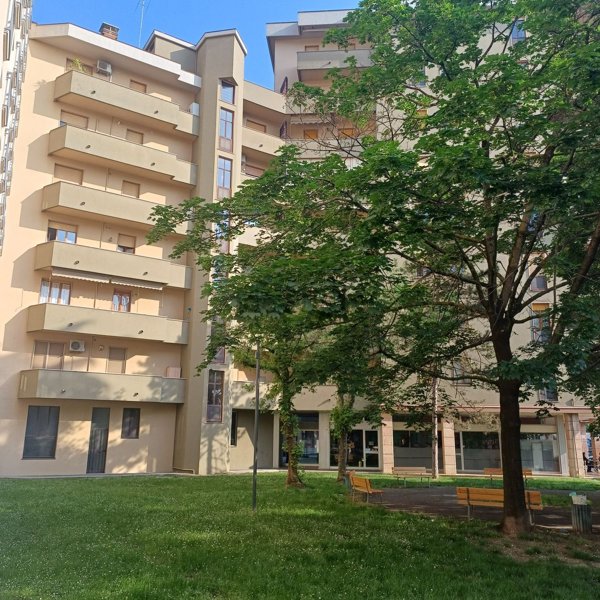 appartamento in vendita a Piacenza in zona Belvedere / Quartiere Duemila