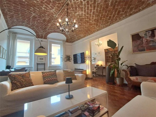 appartamento in vendita a Piacenza in zona Centro Storico