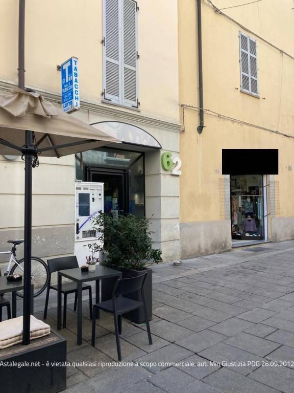 negozio in vendita a Piacenza in zona Centro Storico