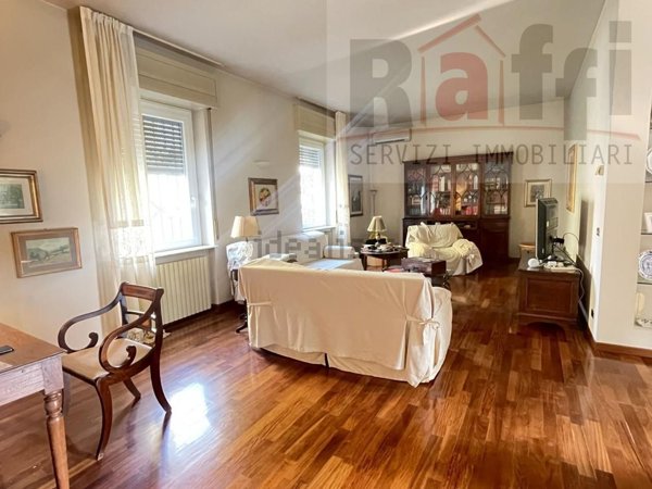 casa indipendente in vendita a Piacenza in zona Belvedere / Quartiere Duemila