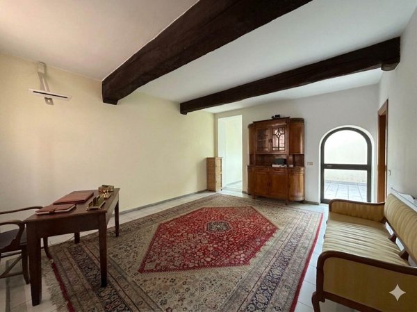 casa indipendente in vendita a Piacenza in zona Centro Storico