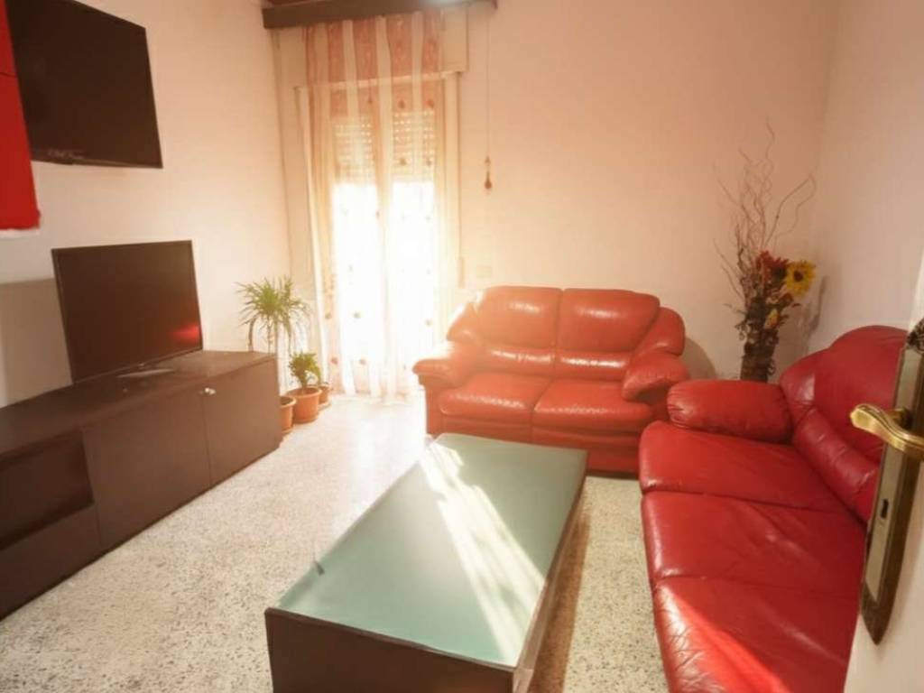 appartamento in vendita a Piacenza in zona Barriera Genova