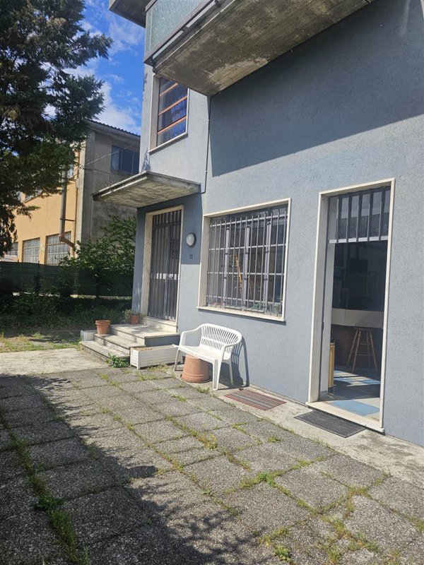 casa indipendente in vendita a Piacenza in zona La Verza