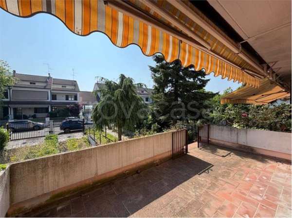 casa indipendente in vendita a Piacenza in zona Besurica