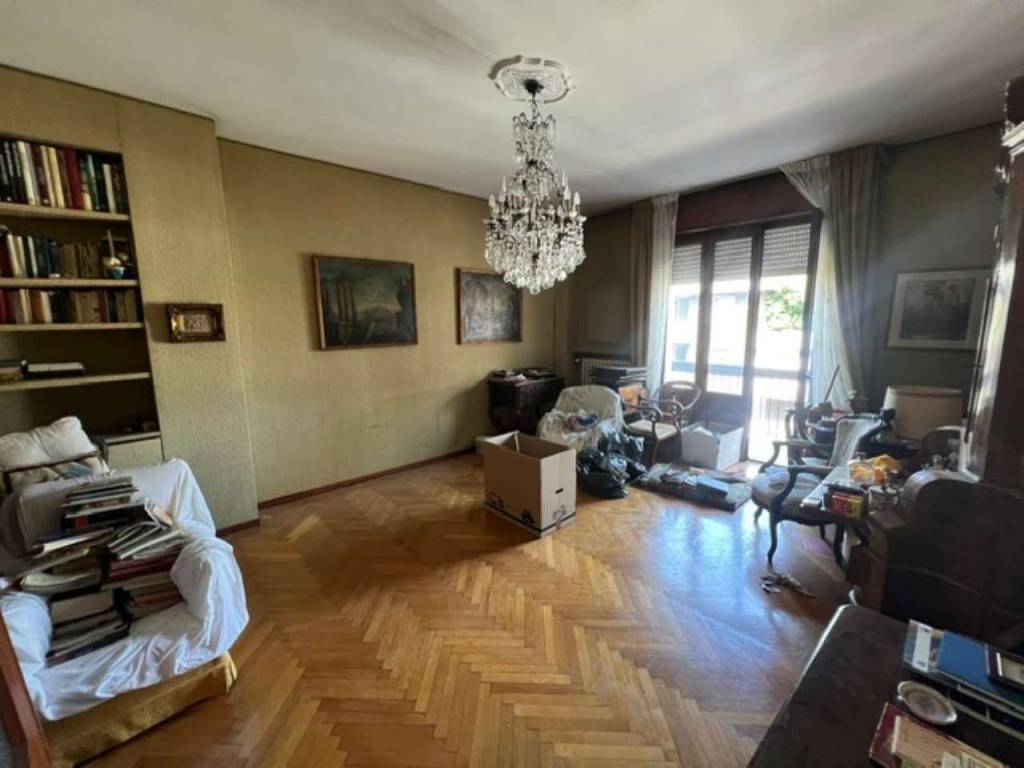 appartamento in vendita a Piacenza in zona Barriera Genova