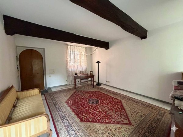 casa indipendente in vendita a Piacenza in zona Centro Storico