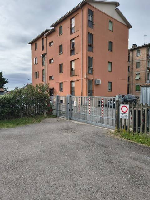appartamento in vendita a Piacenza in zona Caorsana