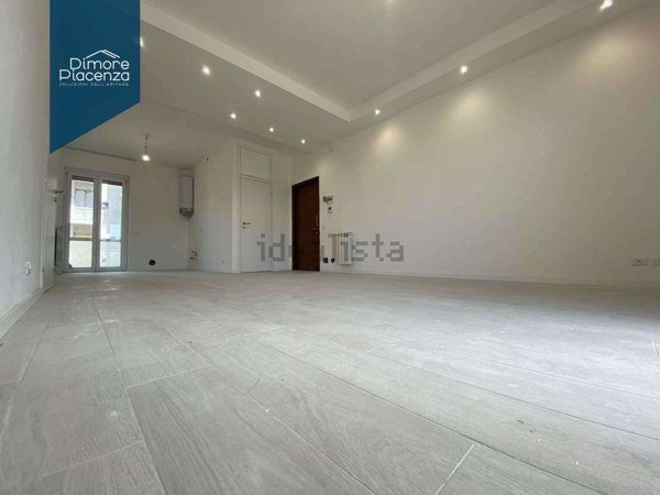 appartamento in vendita a Piacenza in zona Barriera Genova
