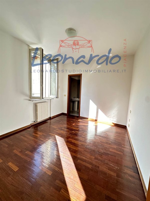 appartamento in vendita a Piacenza in zona Centro Storico