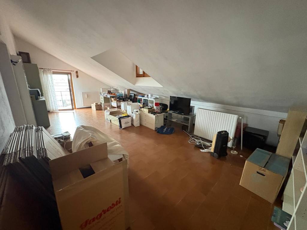 appartamento in vendita a Piacenza in zona Infrangibile