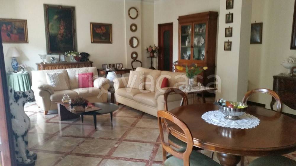 appartamento in vendita a Piacenza in zona Barriera Genova