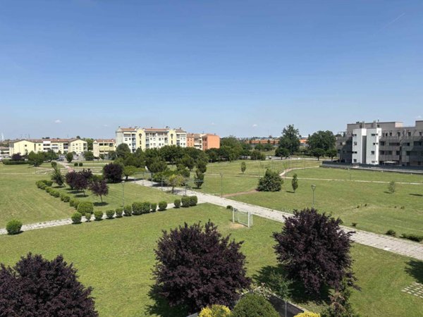 appartamento in vendita a Piacenza in zona Baia del Re