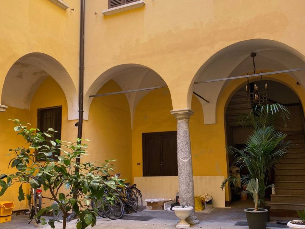 appartamento in vendita a Piacenza in zona Centro Storico