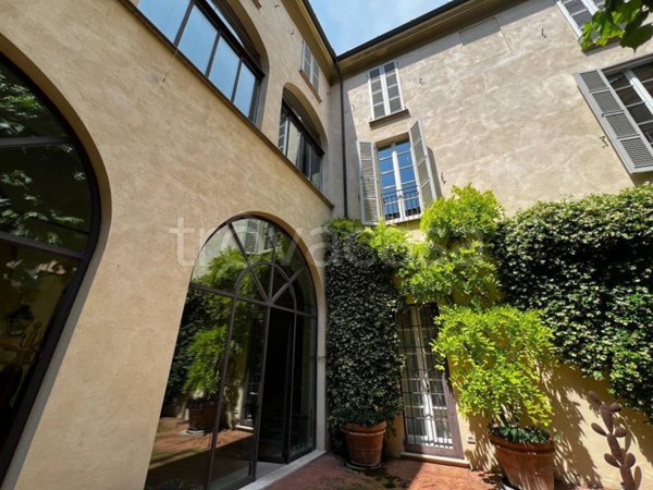 casa indipendente in vendita a Piacenza in zona Centro Storico