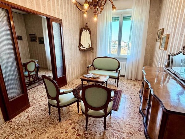 appartamento in vendita a Piacenza in zona Centro Storico
