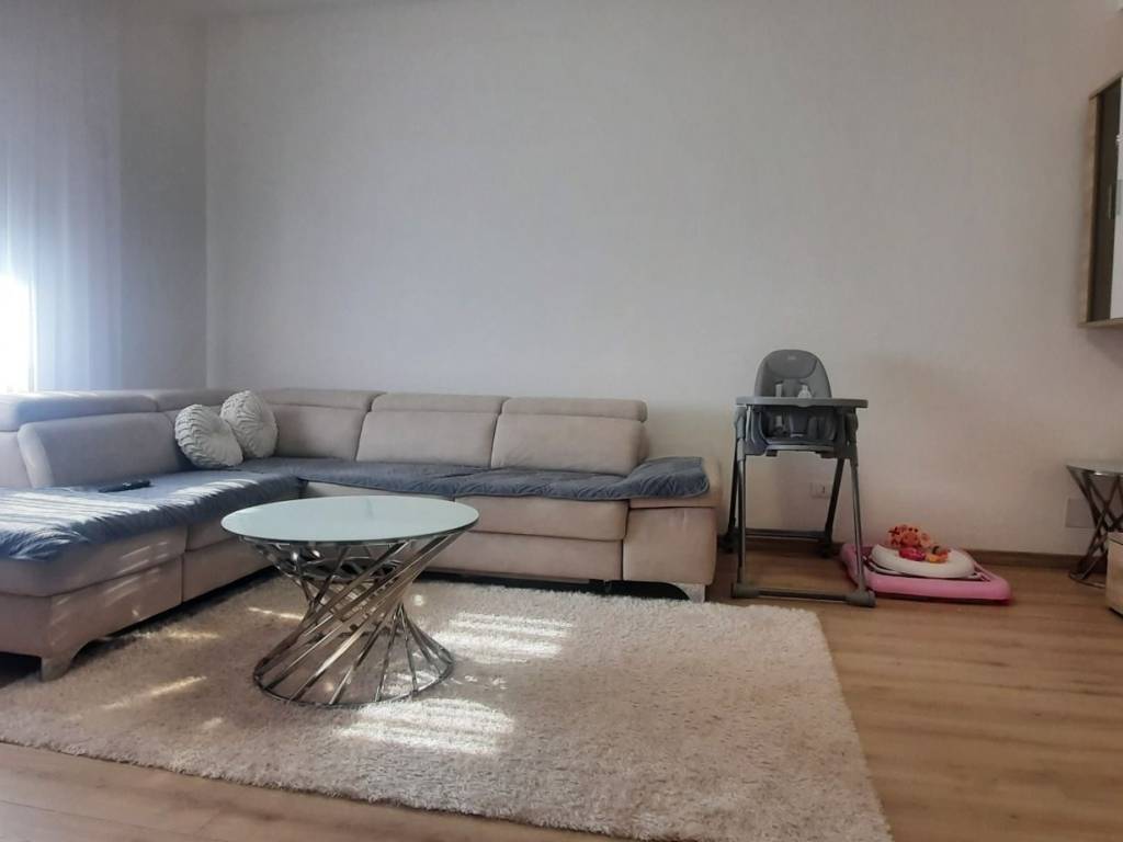 appartamento in vendita a Piacenza in zona Infrangibile