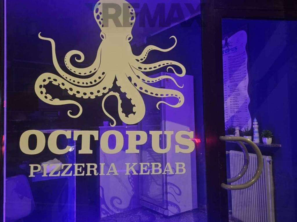 negozio in vendita a Piacenza