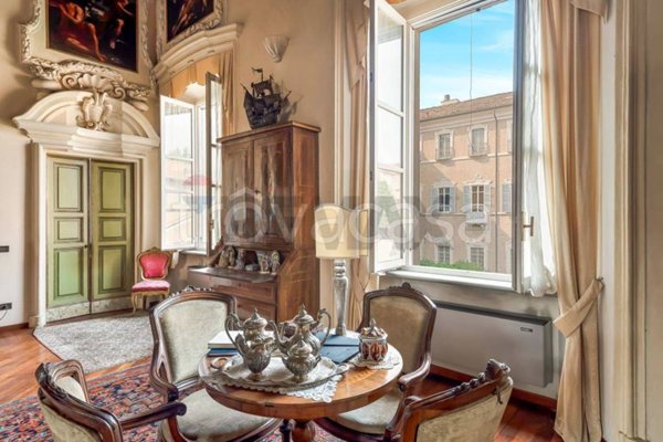 casa indipendente in vendita a Piacenza in zona Centro Storico