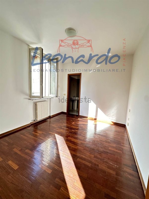appartamento in vendita a Piacenza in zona Centro Storico