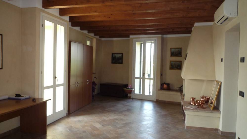 casa indipendente in vendita a Piacenza in zona Besurica