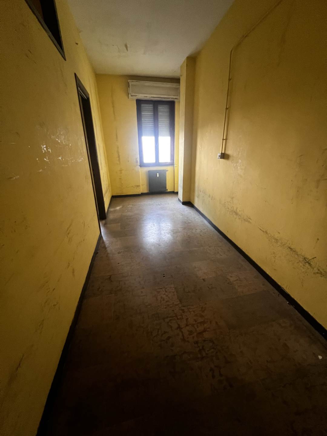 negozio in vendita a Piacenza in zona Centro Storico