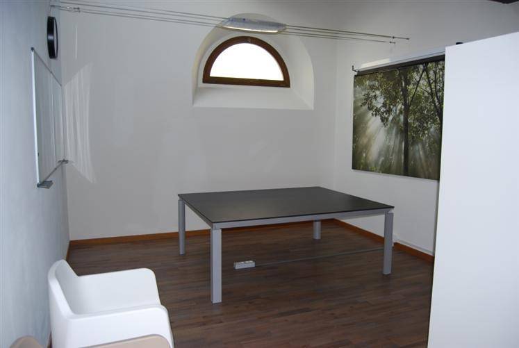 ufficio in vendita a Piacenza