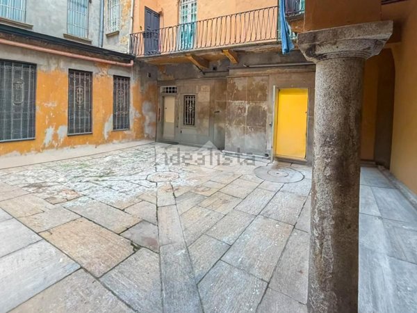 negozio in vendita a Piacenza in zona Centro Storico