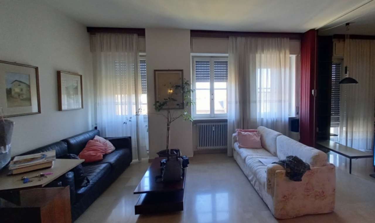 appartamento in vendita a Piacenza in zona Centro Storico
