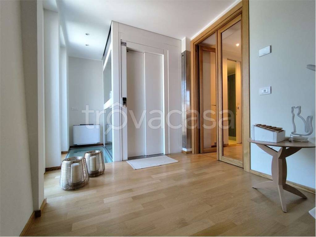 casa indipendente in vendita a Piacenza in zona Centro Storico