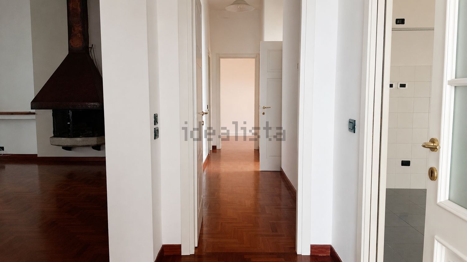 casa indipendente in vendita a Piacenza in zona Farnesiana