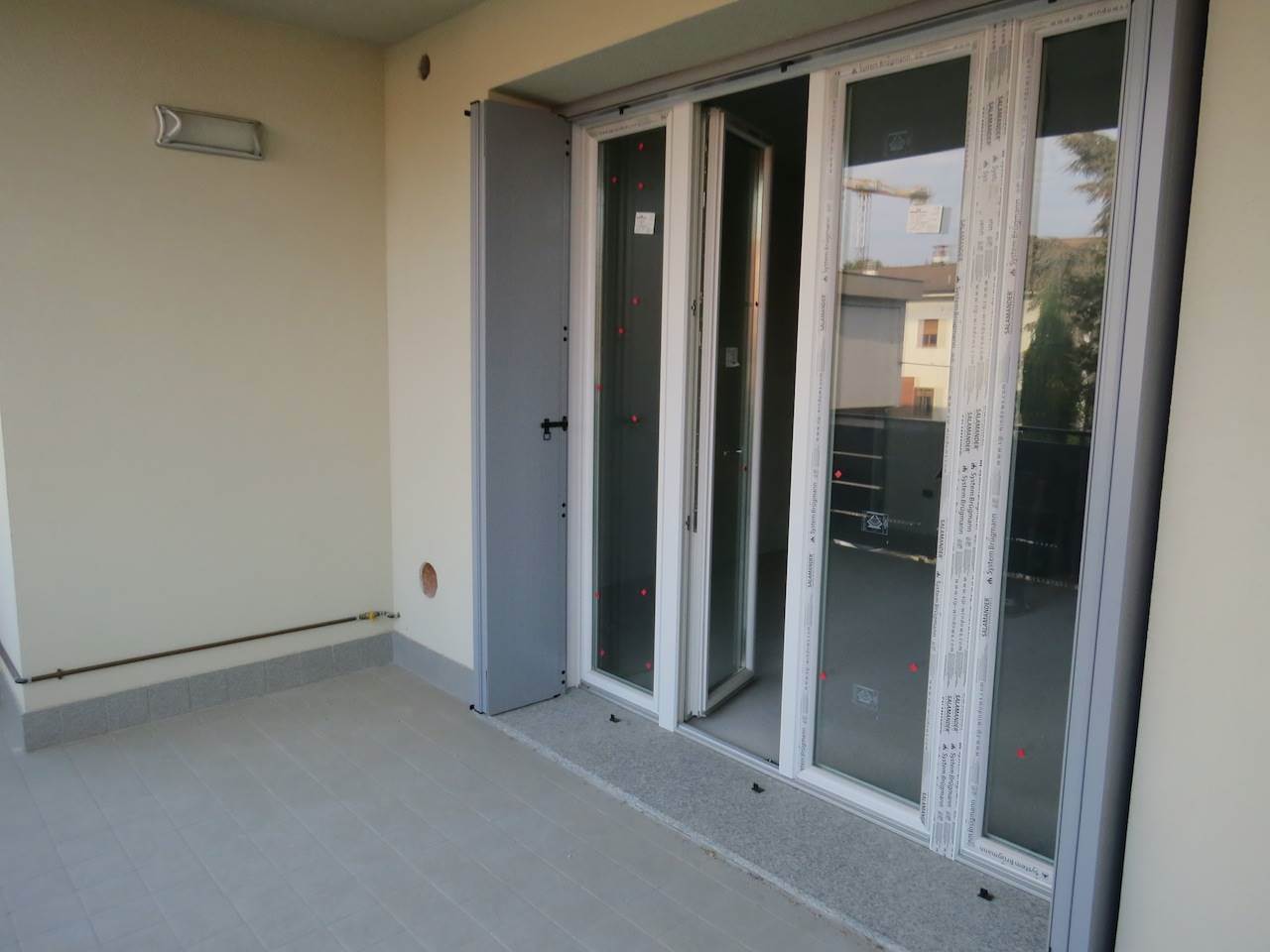 casa indipendente in vendita a Piacenza in zona Infrangibile