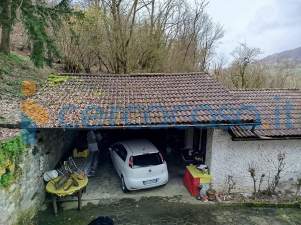 casa indipendente in vendita a Piacenza in zona La Verza