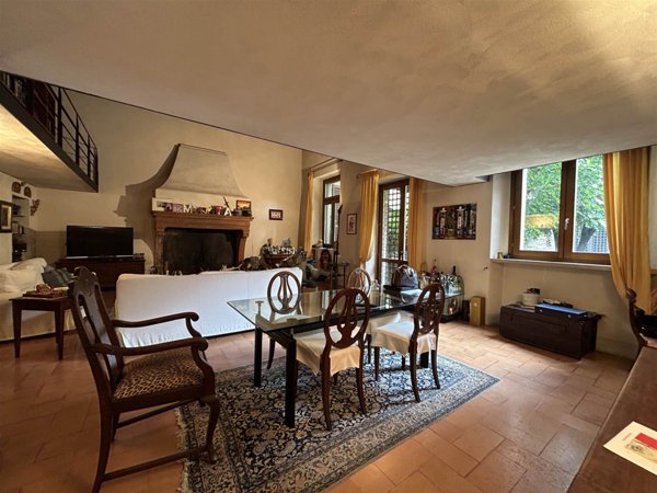 casa indipendente in vendita a Piacenza in zona Centro Storico