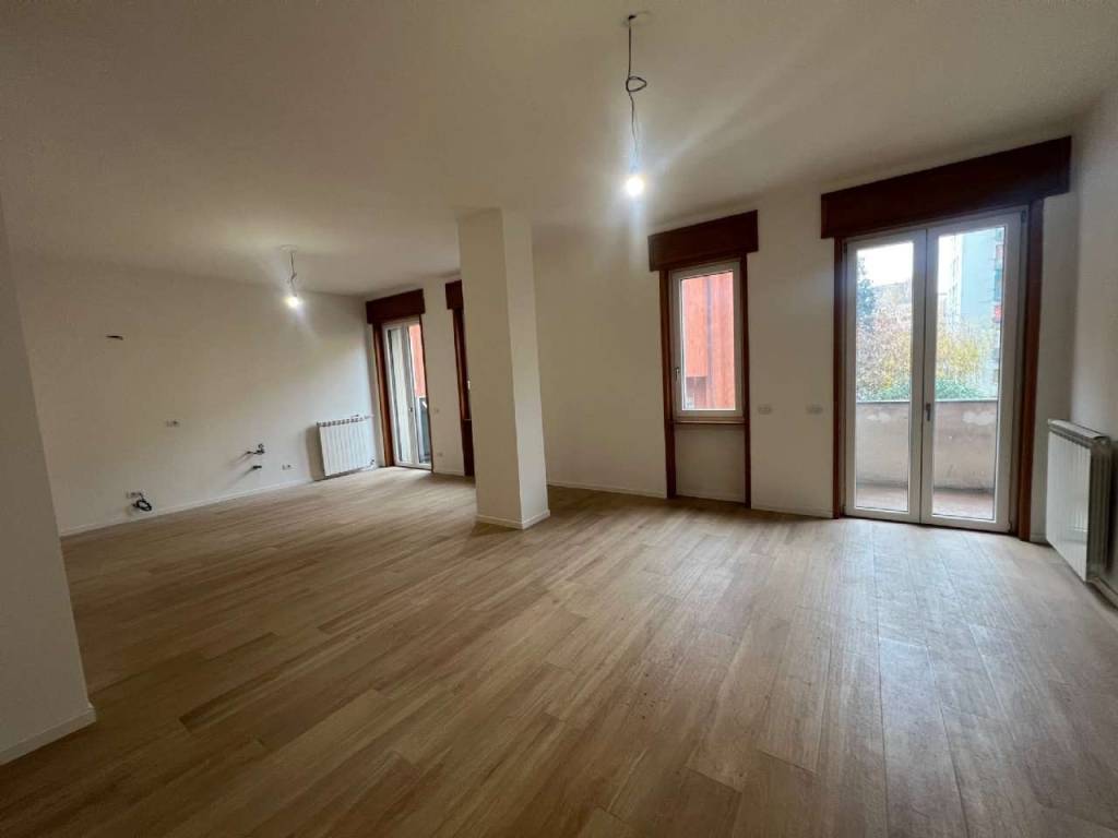 appartamento in vendita a Piacenza in zona Barriera Genova