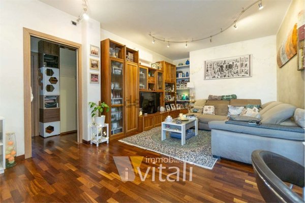 appartamento in vendita a Piacenza in zona Farnesiana