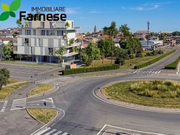 appartamento in vendita a Piacenza in zona Farnesiana