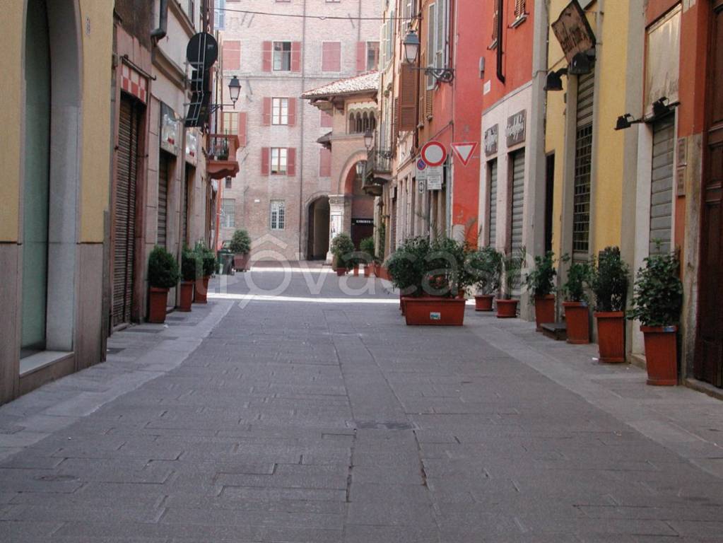 appartamento in vendita a Piacenza in zona Centro Storico