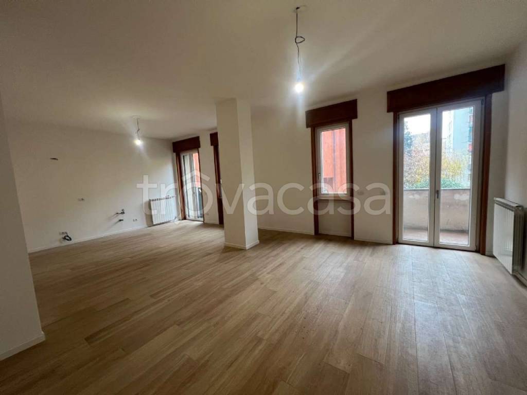 appartamento in vendita a Piacenza in zona Barriera Genova