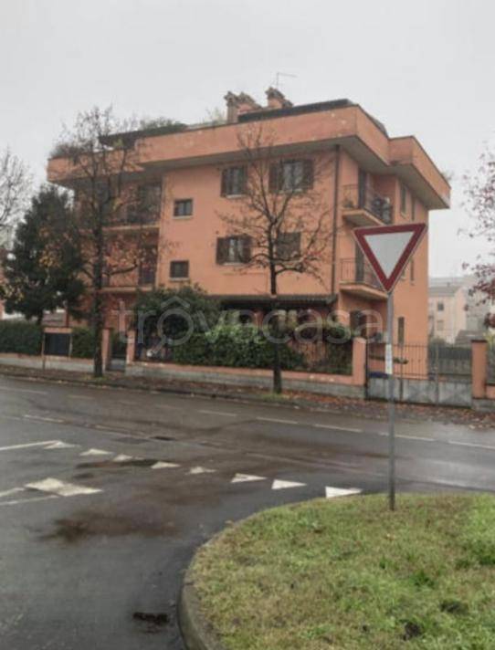 appartamento in vendita a Piacenza in zona Infrangibile