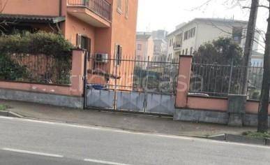 ufficio in vendita a Piacenza in zona Infrangibile