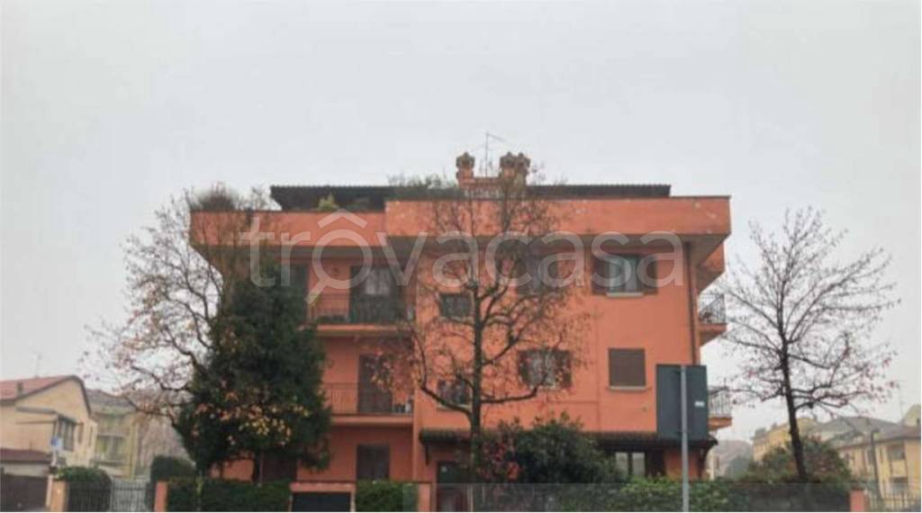 appartamento in vendita a Piacenza in zona Infrangibile