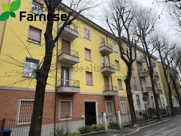 appartamento in vendita a Piacenza in zona Barriera Genova
